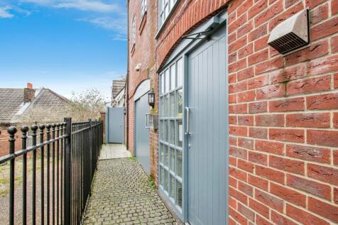 Property Image 8