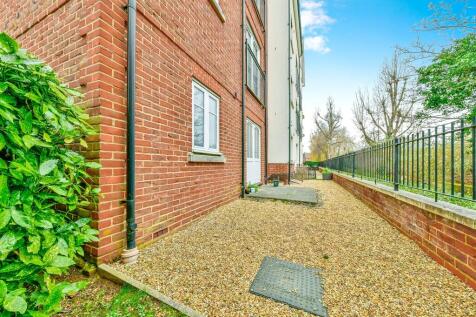 Property Image 15