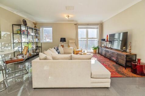 Property Image 4