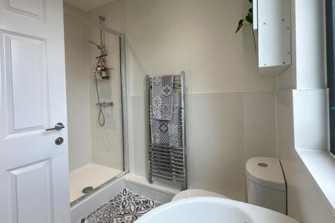 Ensuite Shower Room 