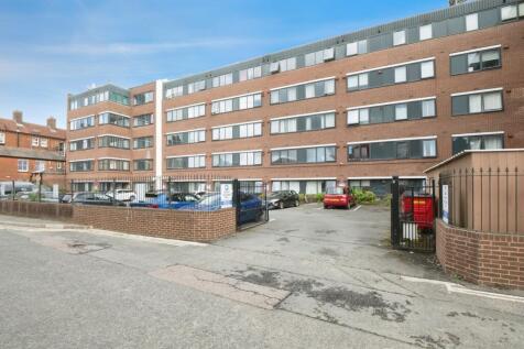 Property Image 12