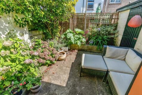 Property Image 16
