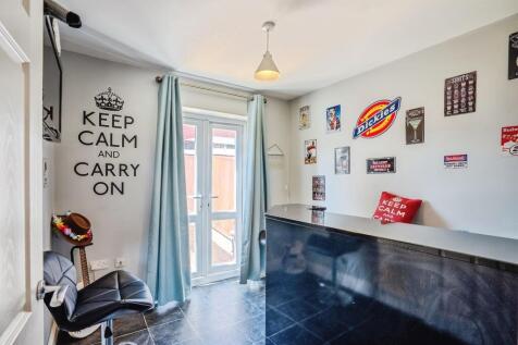 Property Image 12