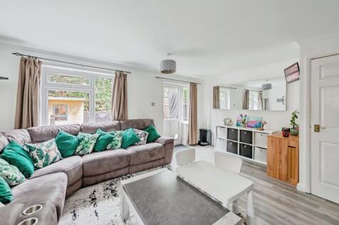 Living & Dining Room