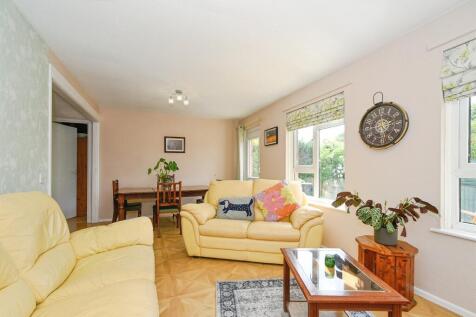 Living / Dining Room