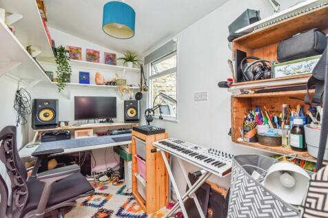 Property Image 12
