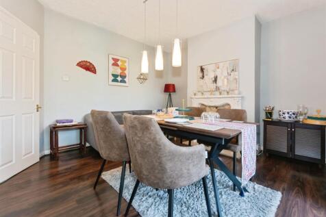 Reception Room 2/Dining Room