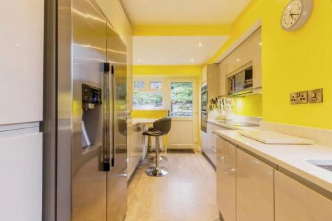 Fitted Kitchen 