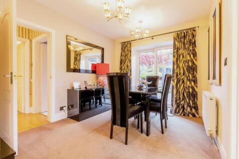 Dining Rooom 