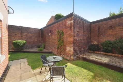 Property Image 9