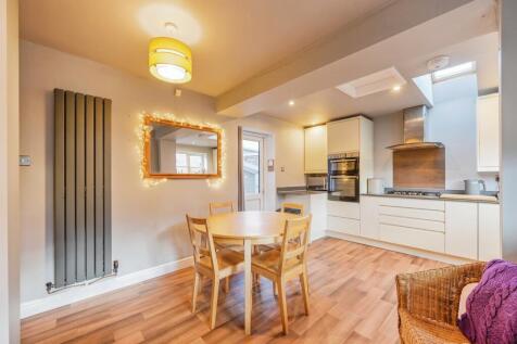 Kitchen Diner: