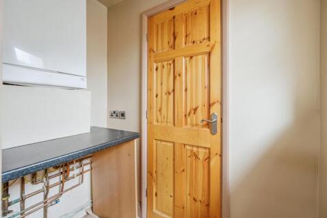 Utility Area: