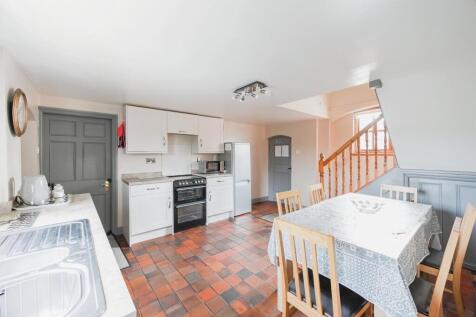 Kitchen Diner: