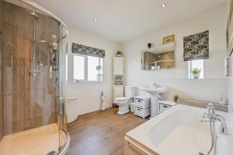 Family Bathroom: