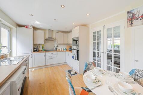 Kitchen Diner:
