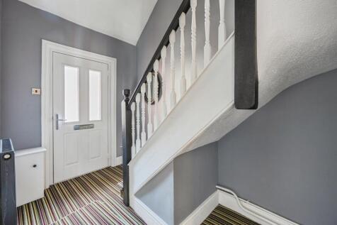 Entrance Hallway: