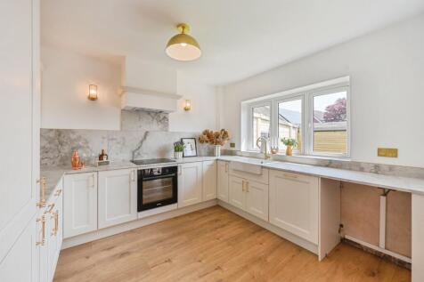 Lounge Kitchen Diner: