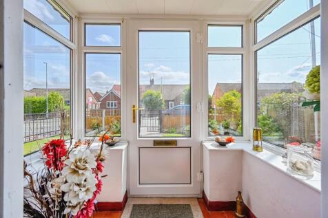 Entrance Porch: