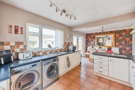 Kitchen Diner:
