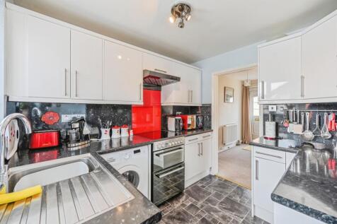 Kitchen: