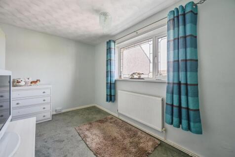 Bedroom: