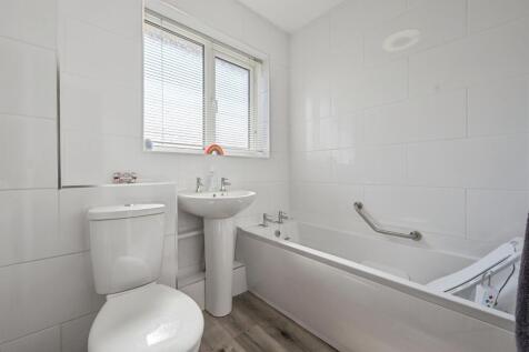 Family Bathroom: