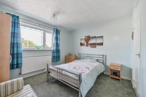 Bedroom: