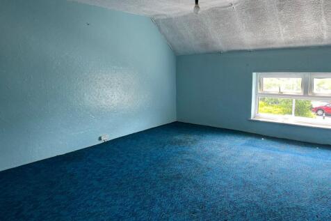 Bedroom: