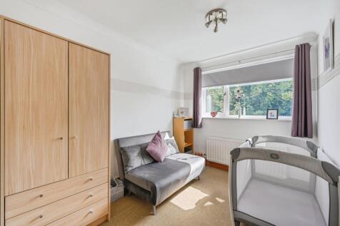 Bedroom: