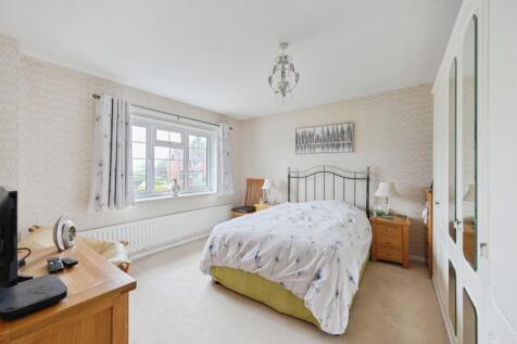 Bedroom: