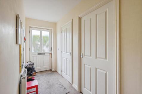 Entrance Hallway: