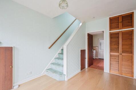 Spacious Entrance Hall: