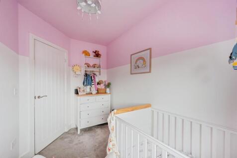Bedroom: