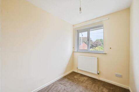 Bedroom: