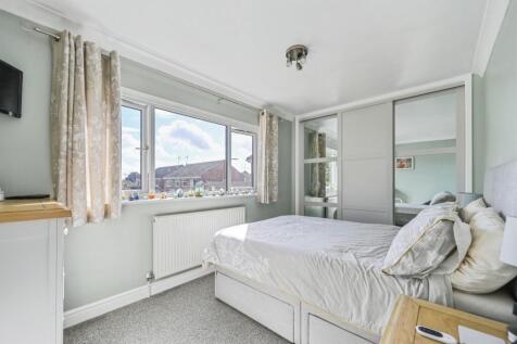 Main Bedroom: