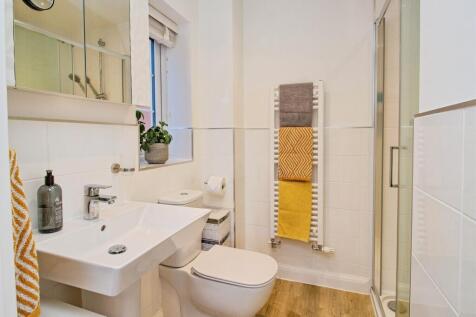 En Suite: