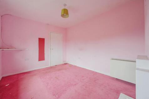 Bedroom: