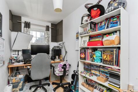 Property Image 12