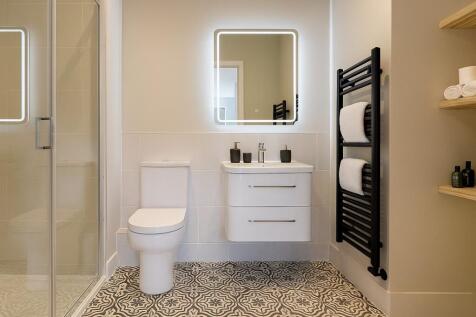 Ensuite