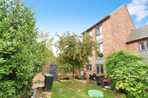 Property Image 4
