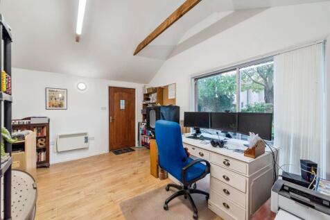 Property Image 18