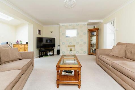 Lounge:
