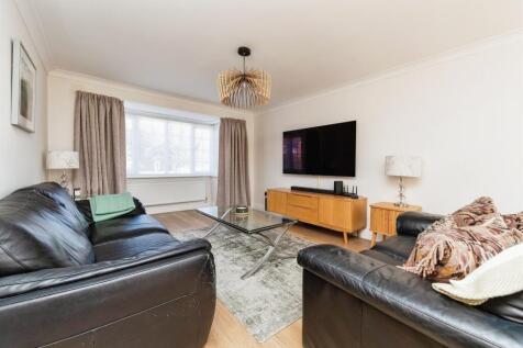Lounge / Diner: