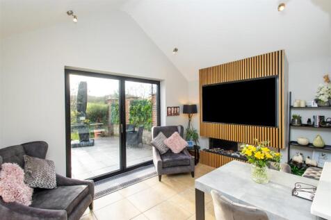 Kitchen/Diner/Family Room