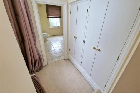 Master Bedroom Wardrobe Walk Through