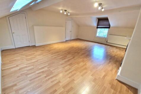 Top Level Bedroom3