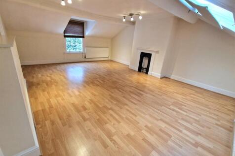Top Level Bedroom3