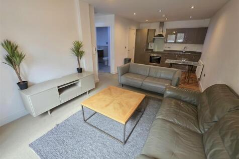 Lounge/Kitchen