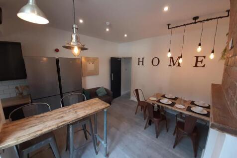 Lounge/Kitchen