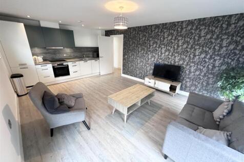 Lounge/Kitchen